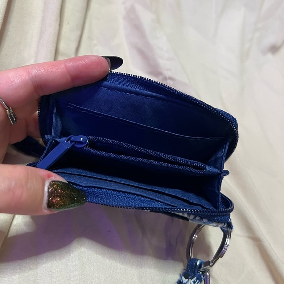 VB Card Case & Breakaway Lanyard - Picture 3 of 3